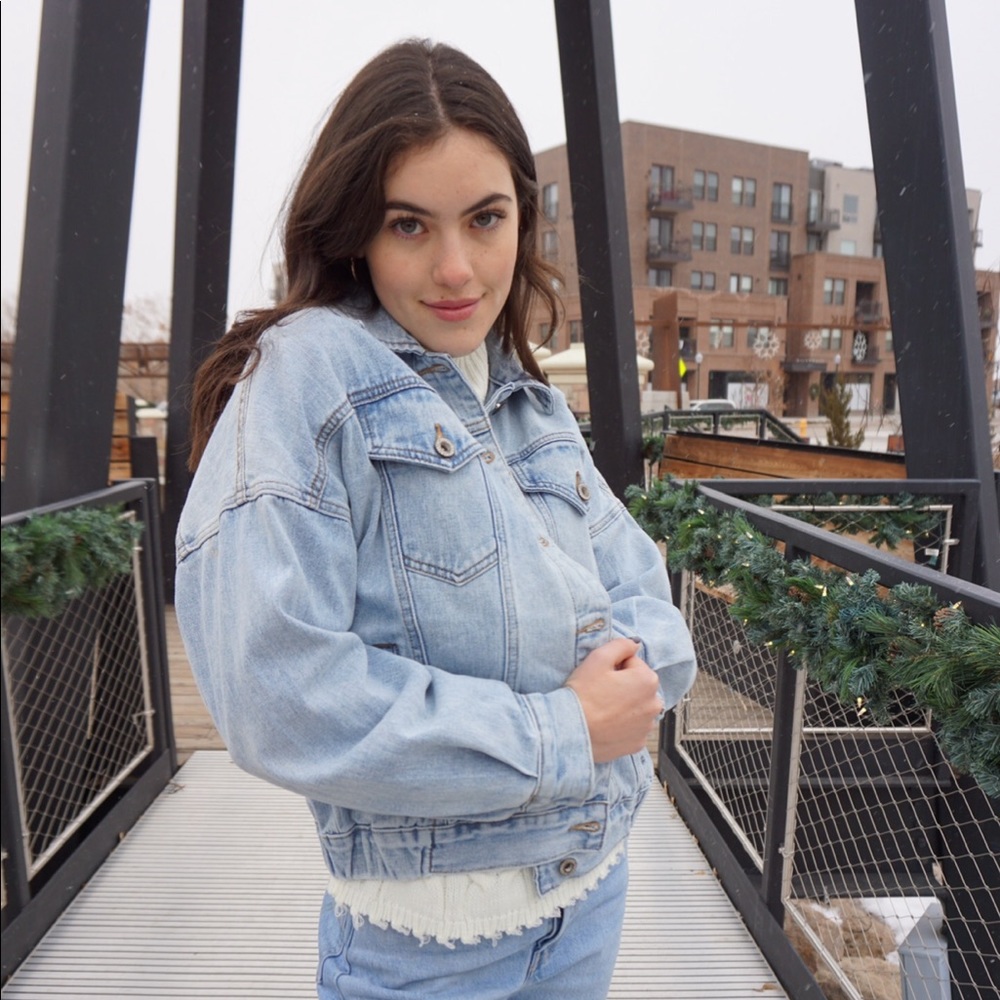 Oversized jean jacket - Picture 1 of 2